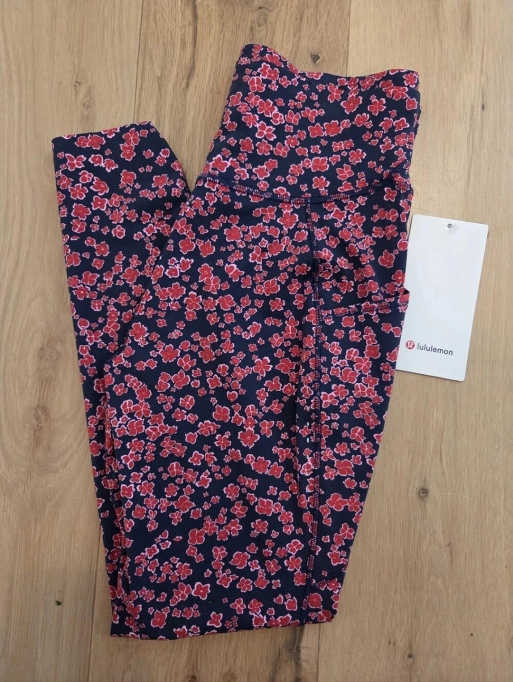 Lululemon Fast & Free HR Tight 25" Pockets Size 8